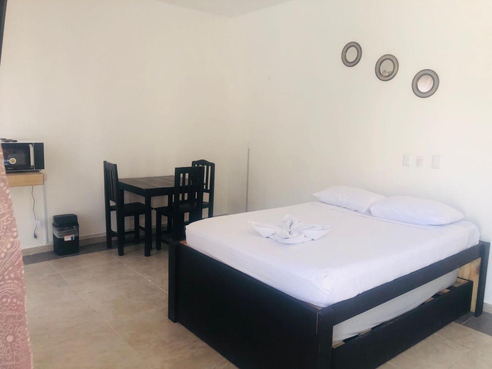 Easy Hotel Playa del Carmen Esterno foto