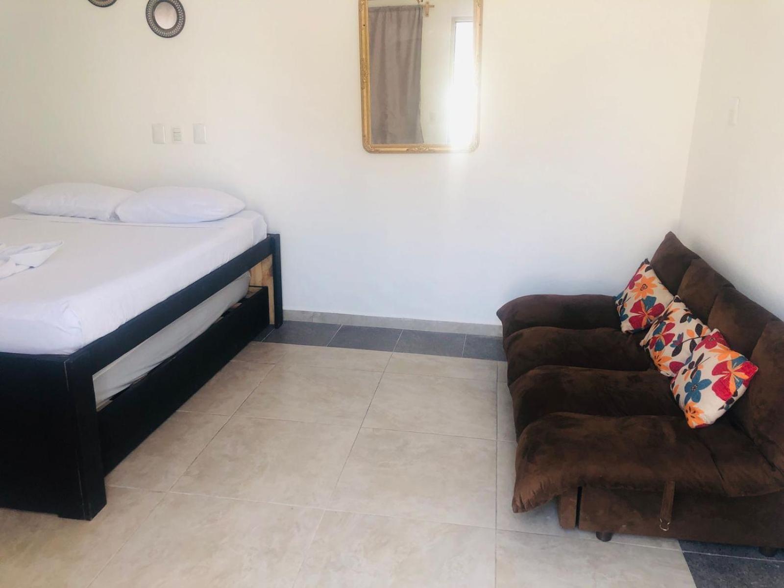Easy Hotel Playa del Carmen Esterno foto